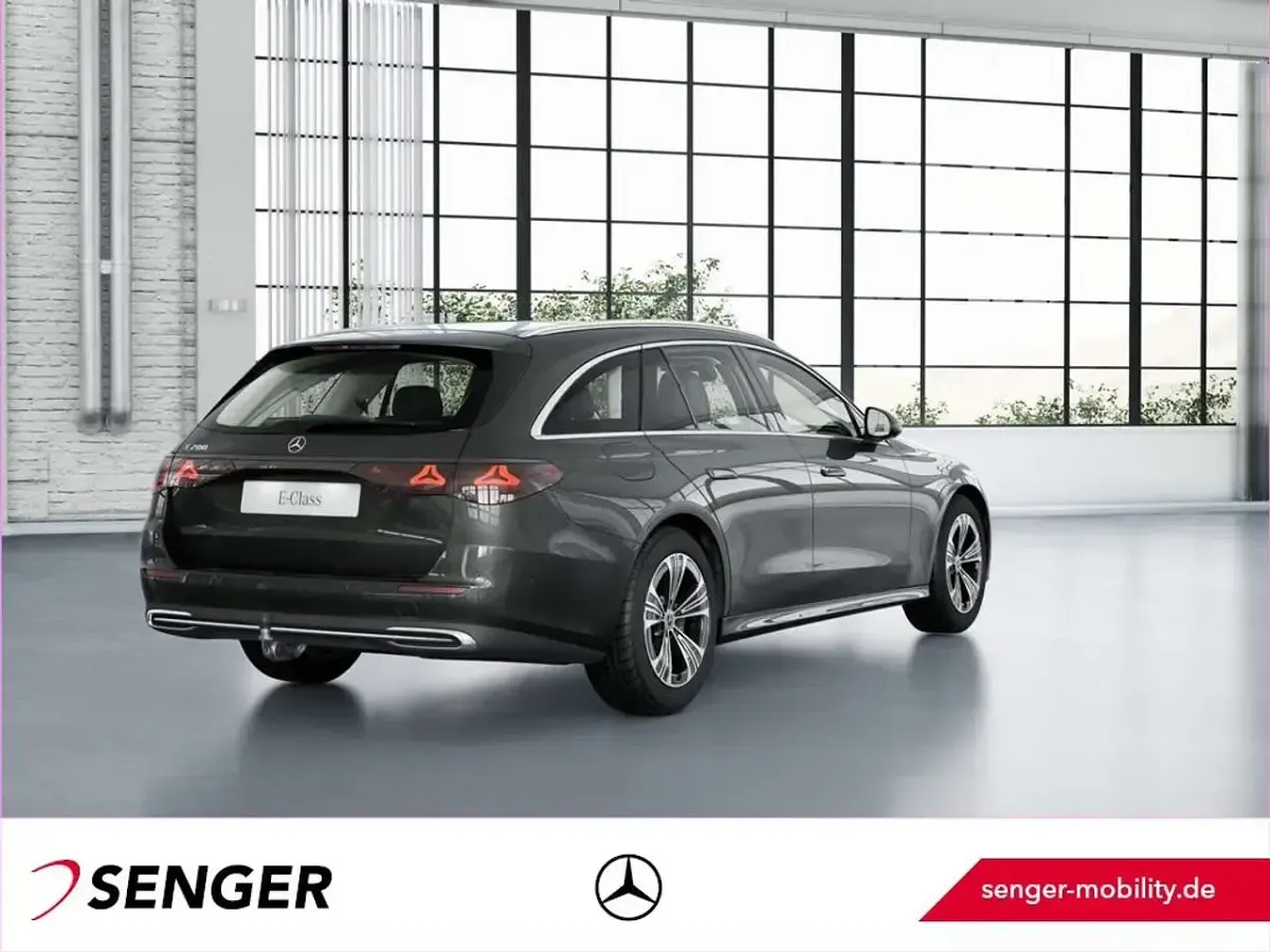 Gebraucht Mercedes E200 Avantgarde 204 PS (150 kW) 2025 Grau Limousine