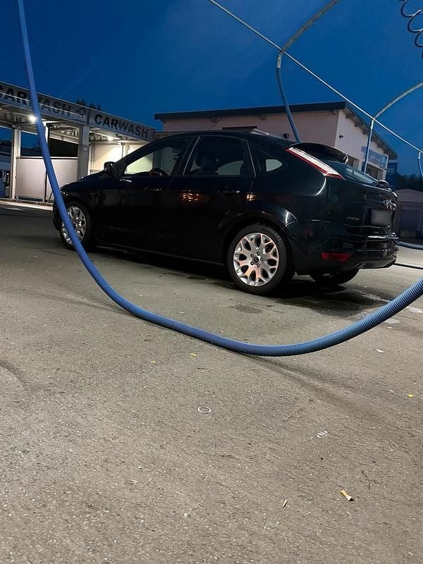 Usata Ford Focus 116 CV (85 kW) 2008 Nero Station wagon