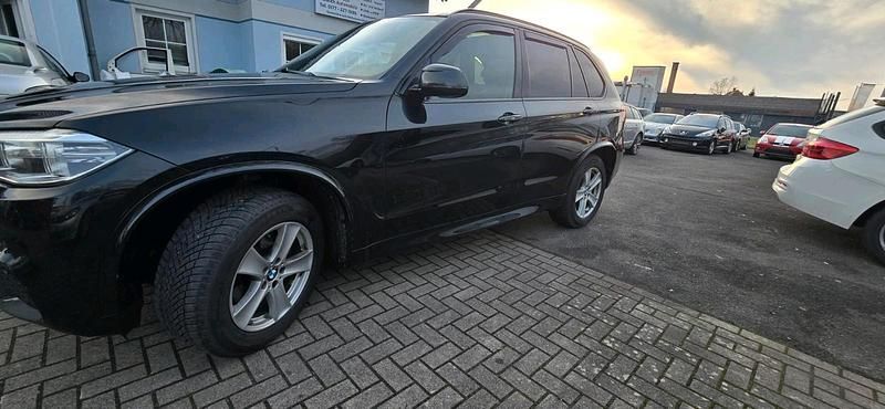 Second-hand BMW X5 258 CP (189 kW) 2014 Negru SUV