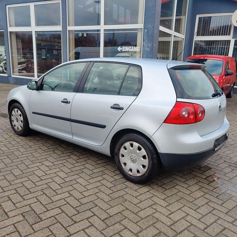 Gebraucht VW Golf V Trendline 116 PS (85 kW) 2007 Silber Limousine