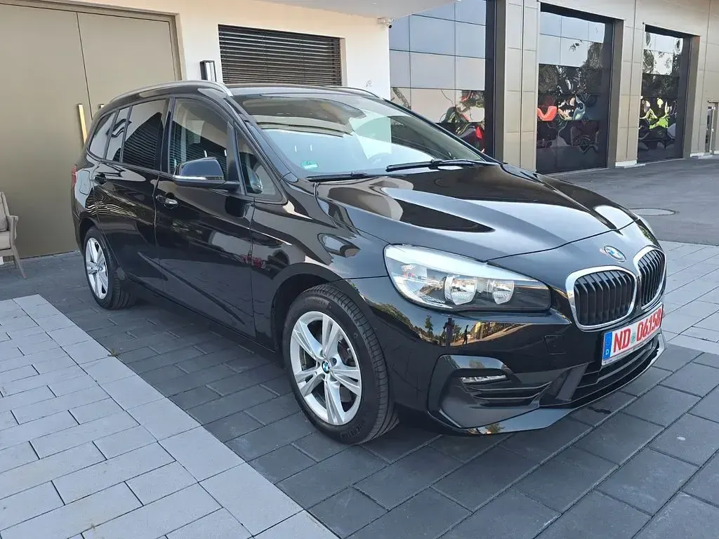Gebraucht BMW 220 Advantage 192 PS (141 kW) 2019 Schwarz Kombi
