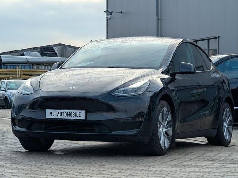 Gebraucht Tesla Model Y 250 kW (340 PS) 2023 Schwarz (metallic) SUV