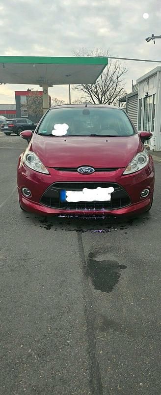 Gebraucht Ford Fiesta Titanium 80 PS (58 kW) 2009 Violet Kleinwagen