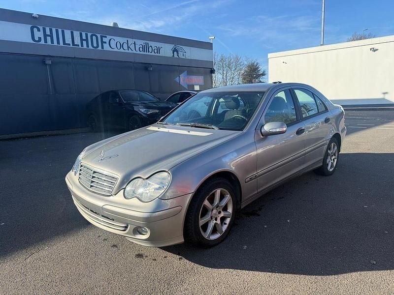 Gebraucht Mercedes C200 122 PS (89 kW) 2005 Silber Limousine