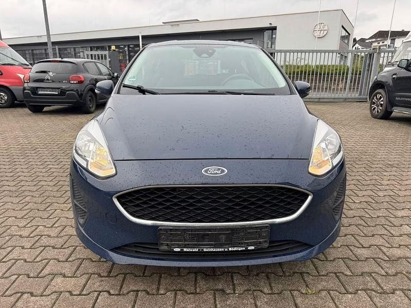 Blau Gebraucht 2018 Ford Fiesta Trend Kleinwagen | 4.300 € (Superpreis) - Bild 1/4