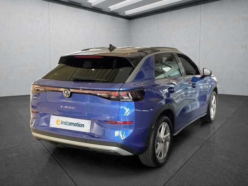 Gebraucht VW T-Roc 150 PS (110 kW) 2025 Blau SUV