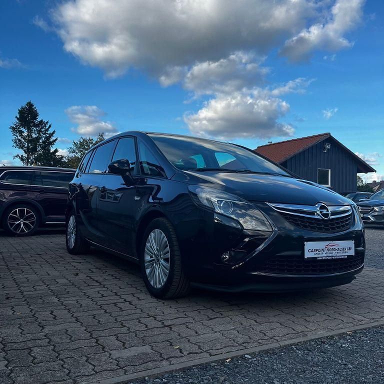 Gebraucht 2016 Opel Zafira Tourer Edition Van / Kleinbus | 9.999 € (Fairer Preis) - Bild 1/4