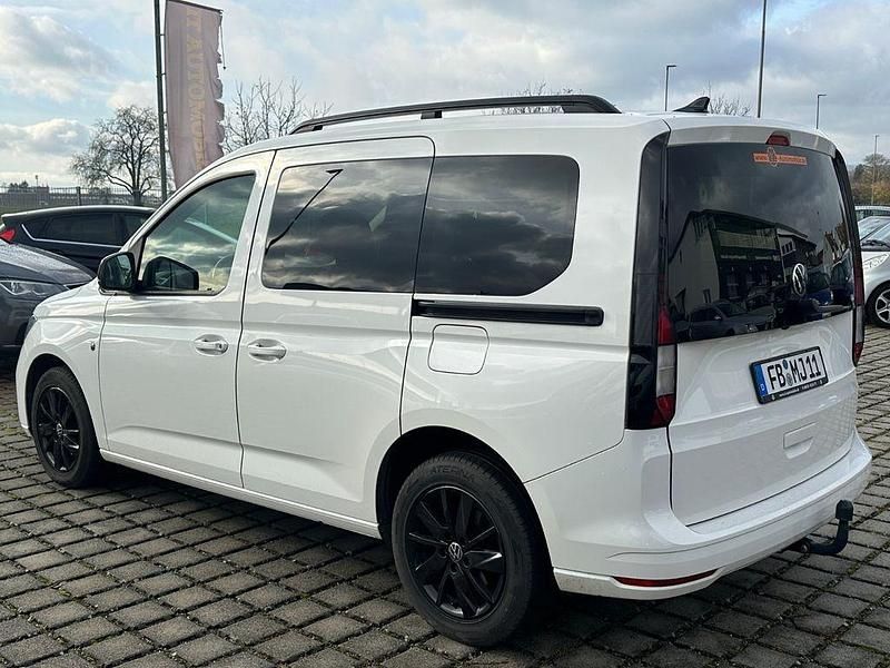 Gebraucht VW Caddy Life 102 PS (75 kW) 2021 Weiß Van / Kleinbus