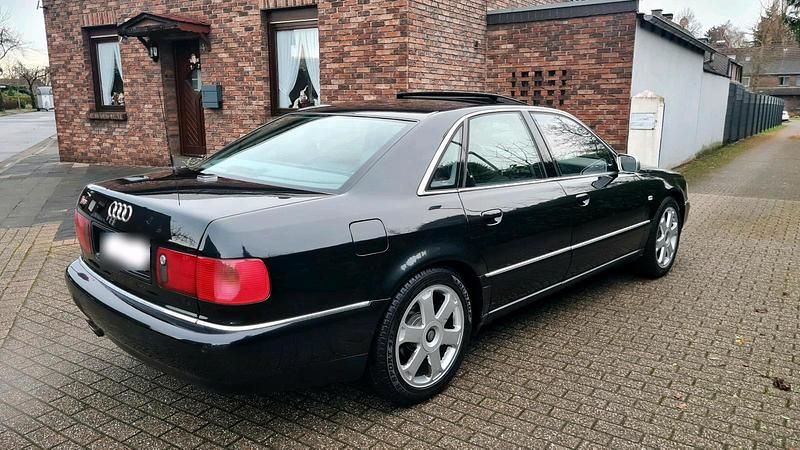 Gebraucht Audi S8 Comfort 360 PS (264 kW) 2002 Schwarz Limousine