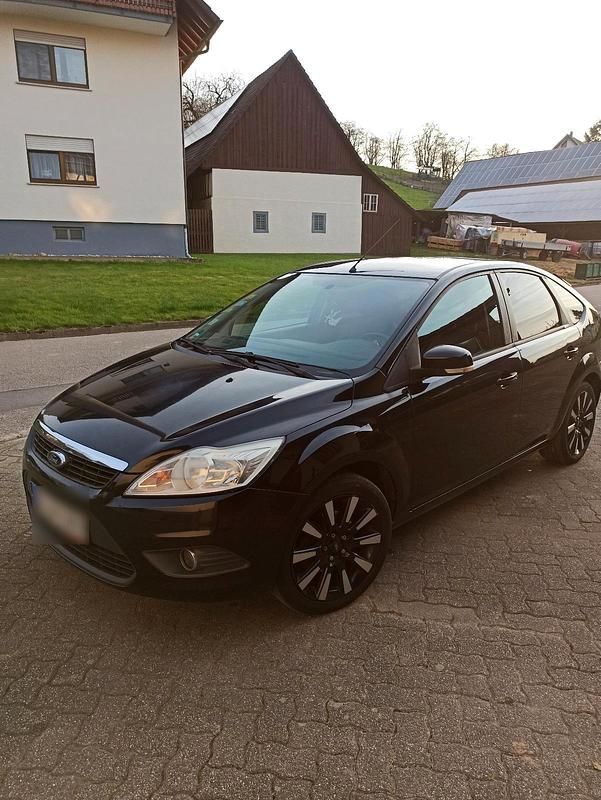 Usata Ford Focus 116 CV (85 kW) 2009 Nero Utilitaria