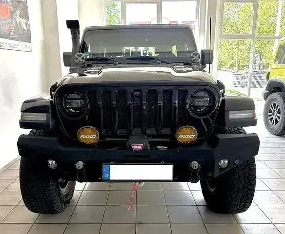 Gebraucht Jeep Wrangler Sahara 272 PS (200 kW) 2019 Schwarz SUV