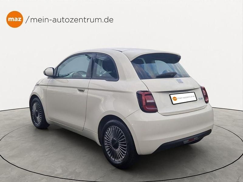 Gebraucht Fiat 500e Basis 86 kW (118 PS) 2023 Weiss Kleinwagen