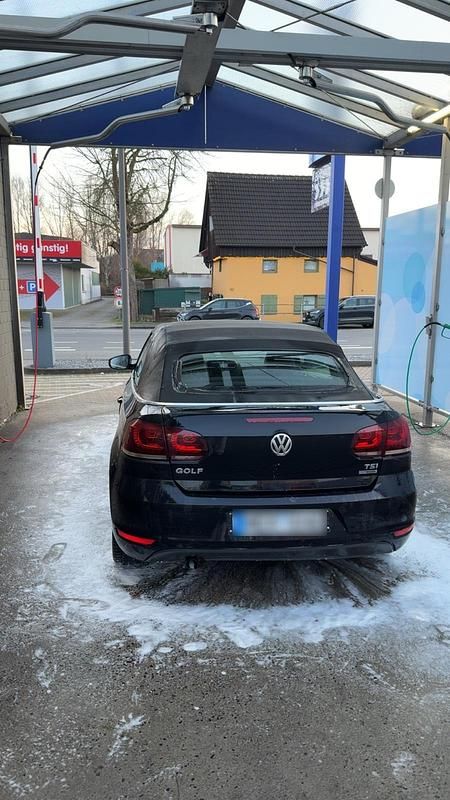 Gebraucht VW Golf 105 PS (77 kW) 2011 Schwarz Cabrio