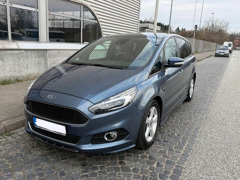 Gebraucht Ford S-MAX ST-Line 190 PS (139 kW) 2019 Blau Van / Kleinbus