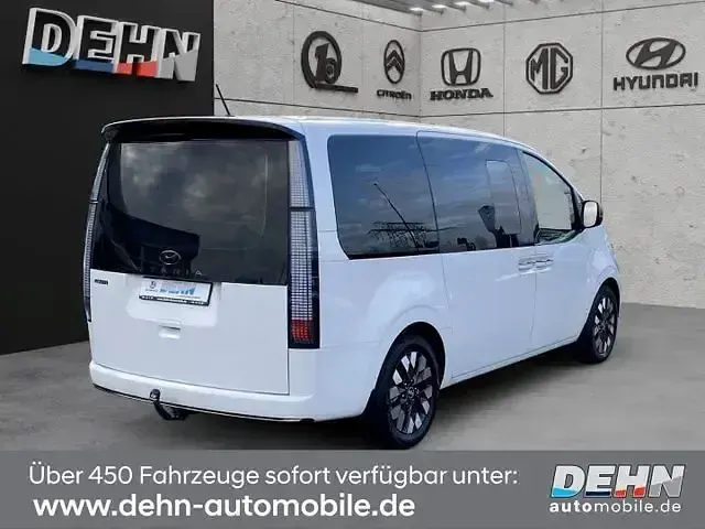 Gebraucht Hyundai Staria 177 PS (130 kW) 2023 Weiß Van / Kleinbus