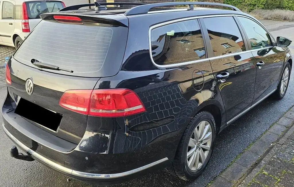 Gebraucht VW Passat Comfortline 140 PS (102 kW) 2013 Schwarz Kombi