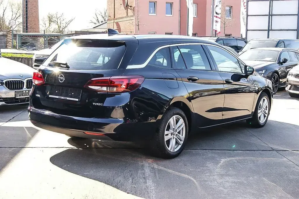 Gebraucht Opel Astra Dynamic 125 PS (91 kW) 2018 Blau Kombi