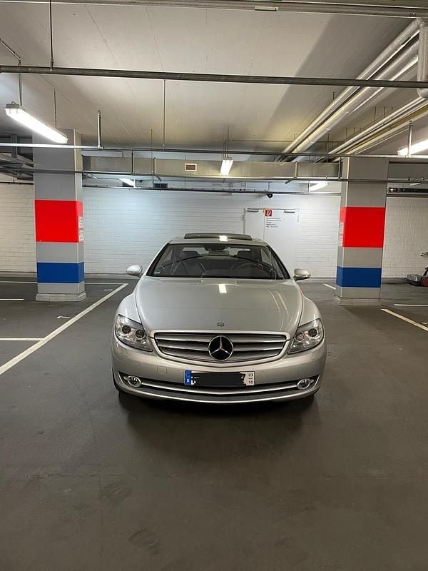 Silber Gebraucht 2009 Mercedes CL500 Coupé | 21.000 € (Fairer Preis) - Bild 1/4