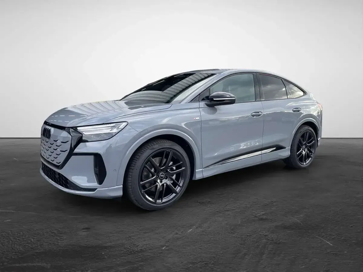 Neu Audi Q4 Sportback e-tron Performance 244 kW (333 PS) 2026 Grau SUV