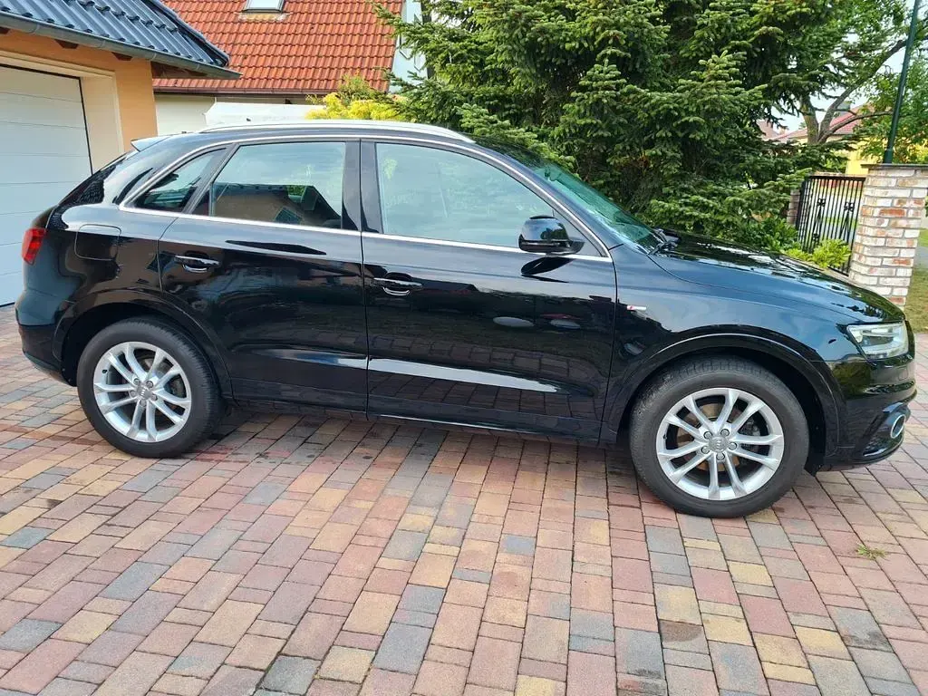 Gebraucht Audi Q3 Ambiente 150 PS (110 kW) 2014 Schwarz SUV