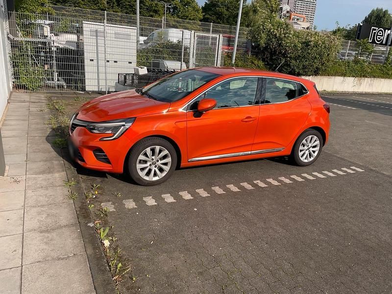 Gebraucht Renault Clio V 131 PS (96 kW) 2020 Orange Kleinwagen
