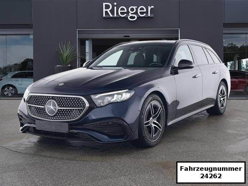 Blau Gebraucht 2024 Mercedes E300 AMG Limousine | 55.929 € (Guter Preis) - Bild 1/4