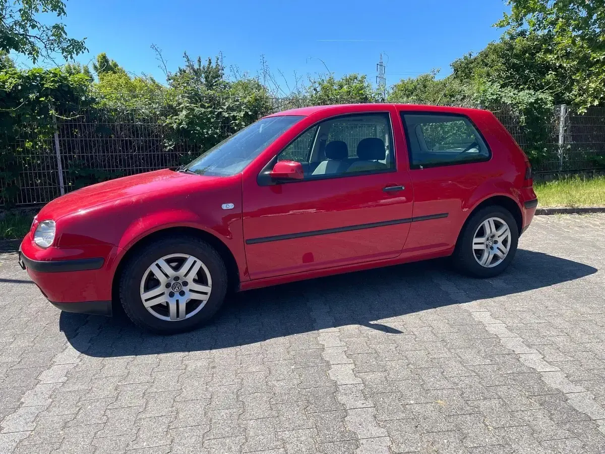 Gebraucht VW Golf IV 110 PS (80 kW) 2002 Rot Limousine