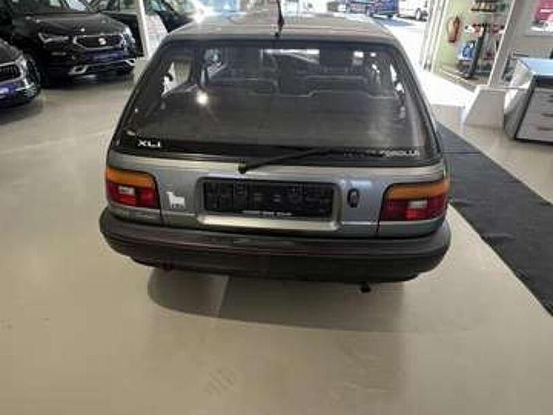 Gebraucht Toyota Corolla 75 PS (55 kW) 1992 Grau Kleinwagen
