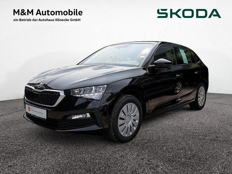 Schwarz Gebraucht 2021 Skoda Scala Cool Plus Kleinwagen | 12.980 € (Superpreis) - Bild 1/4