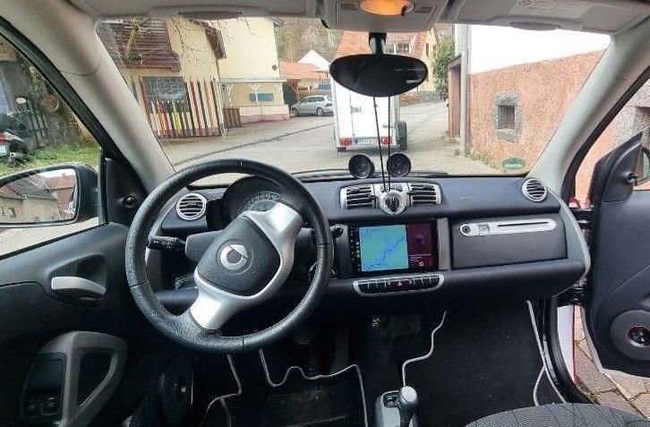 Gebraucht Smart ForTwo Cabrio Passion 71 PS (52 kW) 2013 Weiß Cabrio