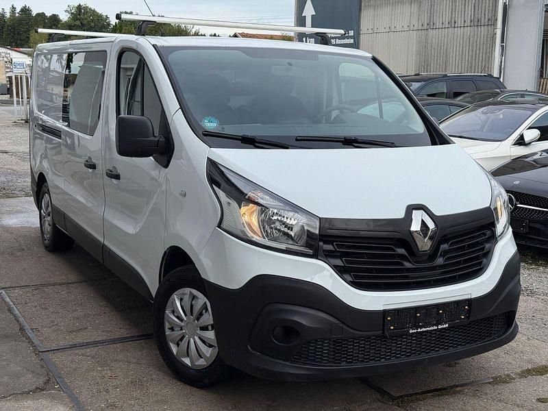 Weiß Gebraucht 2015 Renault Trafic Komfort Van | 7.500 € (Fairer Preis) - Bild 1/4