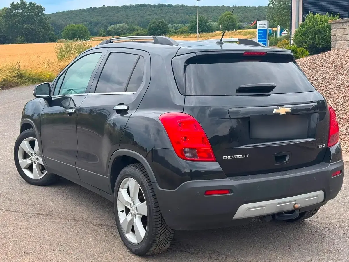 Gebraucht Chevrolet Trax 131 PS (96 kW) 2013 Schwarz SUV