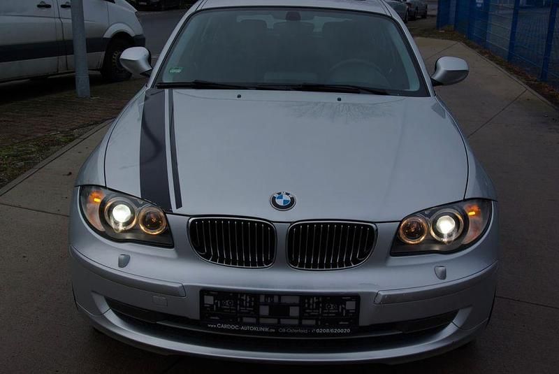 Gebraucht BMW 118 Advantage 143 PS (105 kW) 2010 Silber Kleinwagen