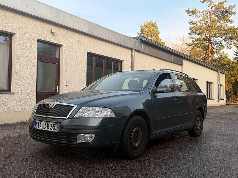 Grau Gebraucht 2006 Skoda Octavia Elegance Limousine | 499 € (Superpreis) - Bild 1/4