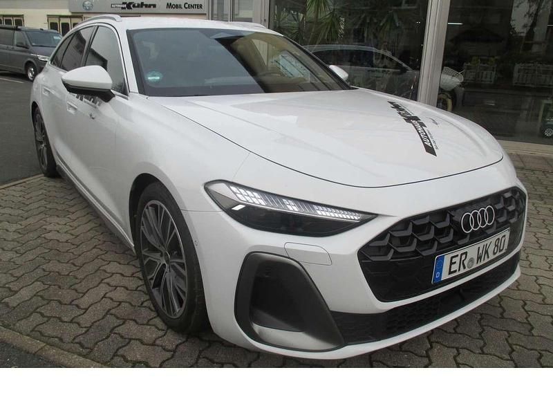 Weiß Gebraucht 2024 Audi A5 S-Line Coupé | 55.560 € (Etwas zu teuer) - Bild 1/4