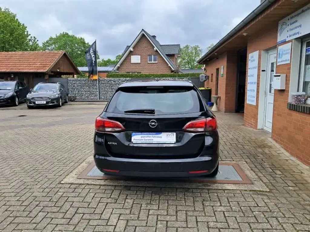 Gebraucht Opel Astra Business 110 PS (80 kW) 2022 Schwarz Kombi