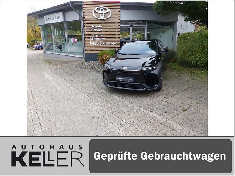 Onyxschwarz Gebraucht 2023 Toyota bZ4X Basis SUV | 29.970 € (Fairer Preis) - Bild 1/4