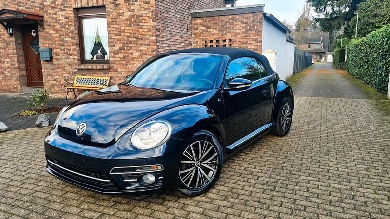 Blau Gebraucht 2017 VW Beetle Sound Cabrio | 13.480 € (Fairer Preis) - Bild 1/4