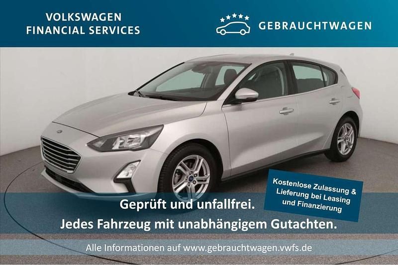 Polarsilber metallic Gebraucht 2021 Ford Focus Cool & Connect Limousine | 15.800 € (Superpreis) - Bild 1/4