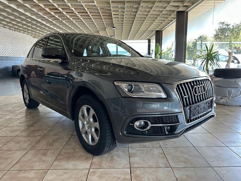 Grau Gebraucht 2015 Audi Q5 S-Line SUV | 17.990 € (Fairer Preis) - Bild 1/4