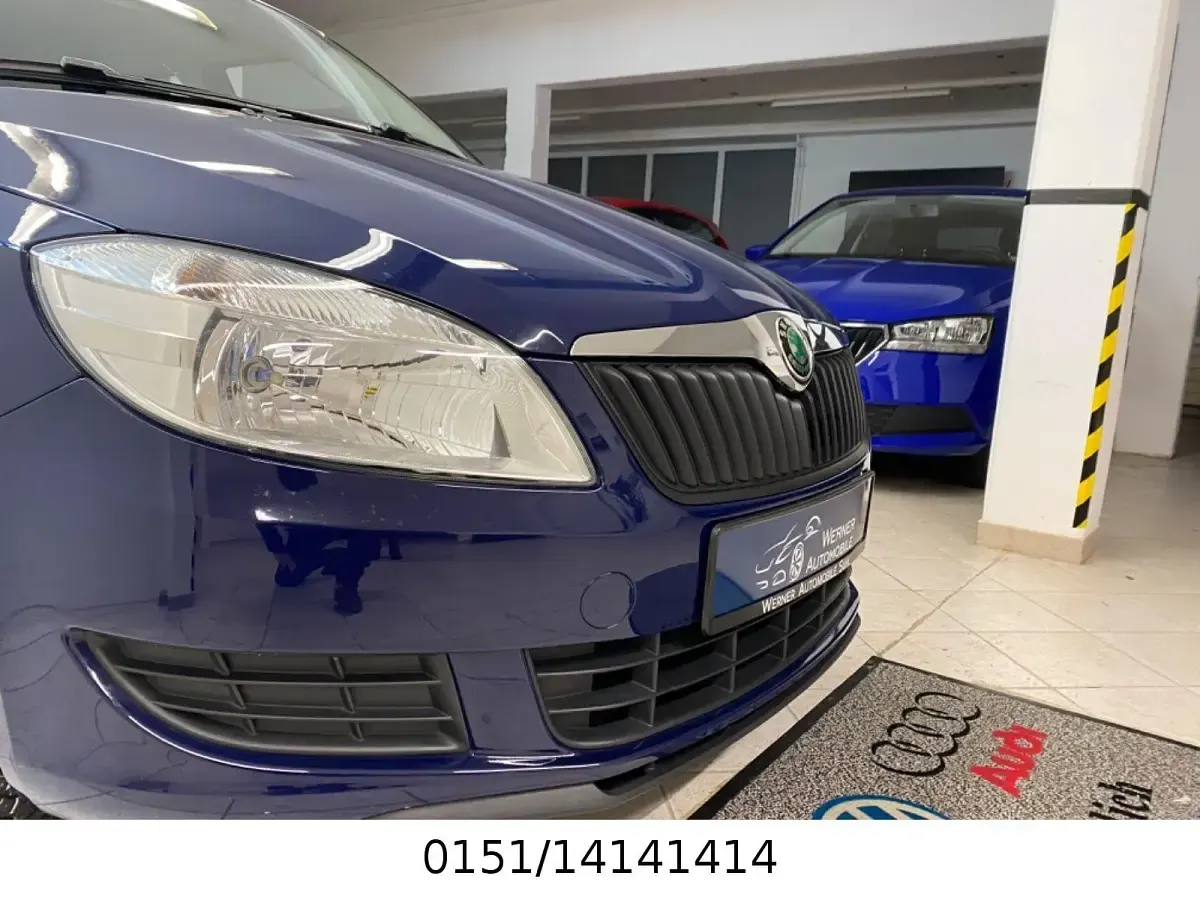 Gebraucht Skoda Fabia Classic 60 PS (44 kW) 2011 Blau Kleinwagen