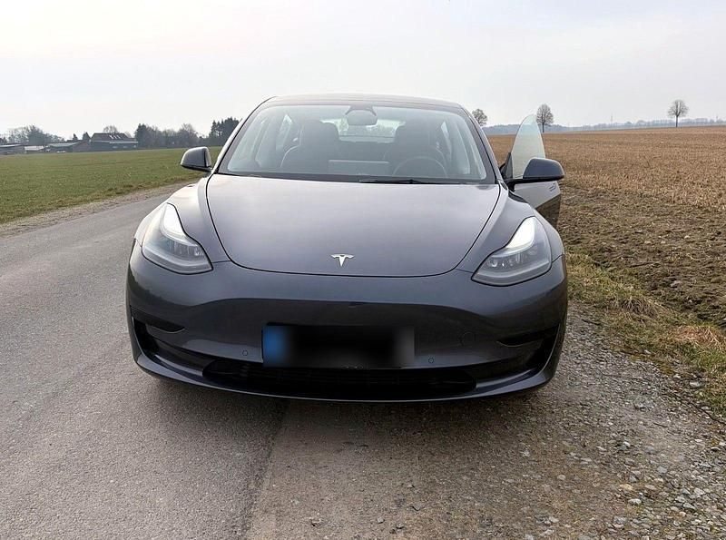 Gebraucht Tesla Model 3 Standard Range Plus 239 kW (325 PS) 2021 Limousine