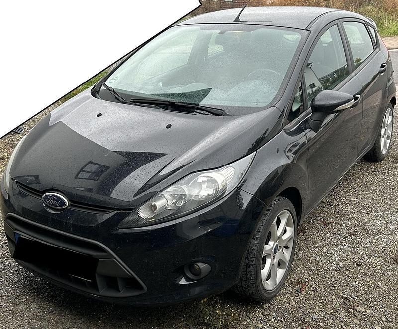 Schwarz Gebraucht 2012 Ford Fiesta Champions Edition Limousine | 1.000 € (Superpreis) - Bild 1/4