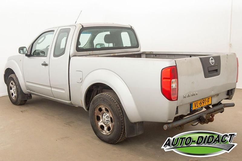 Gebraucht Nissan Navara 171 PS (125 kW) 2007 Grau Pickup