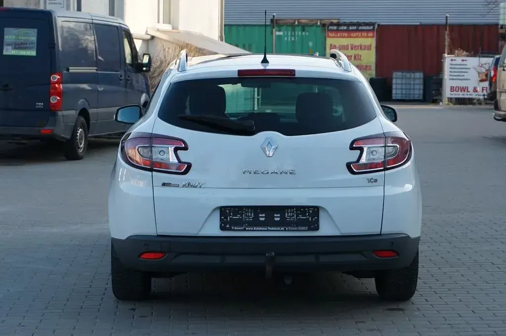 Brugt Renault Mégane Dynamique 131 HK (96 kW) 2010 Hvid Sedan