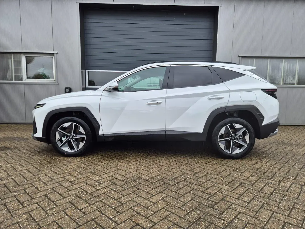 Neu Hyundai Tucson Trend 150 PS (110 kW) 2026 Serenity white pearl SUV