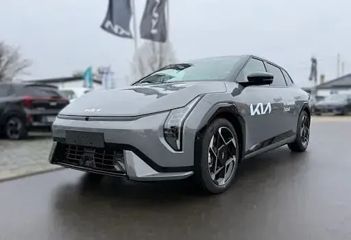 Gebraucht Kia EV4 GT-Line 150 kW (204 PS) 2025 Grau Limousine