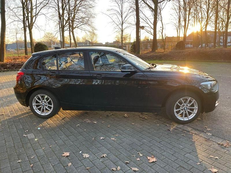 Gebraucht BMW 116 Advantage 136 PS (100 kW) 2014 Schwarz Kleinwagen