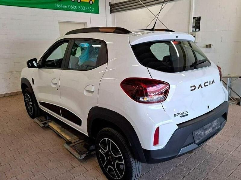 Gebraucht Dacia Spring Extreme 47 kW (65 PS) 2023 Weiß Kleinwagen