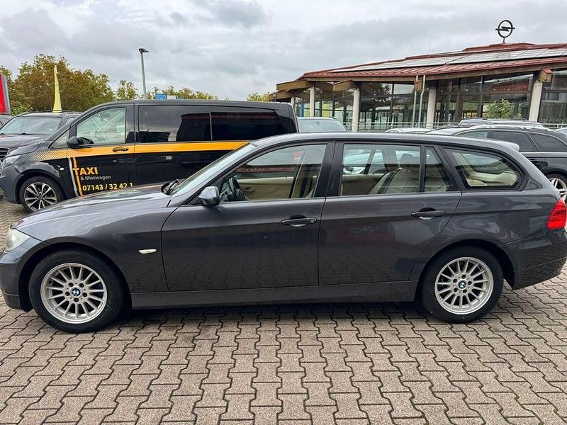 Gebraucht BMW 320 Advantage 150 PS (110 kW) 2006 Kombi